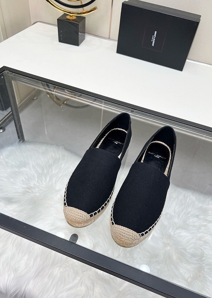 Yves Saint Laurent Ayakkabı - Görsel 2