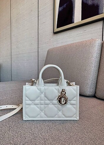 Dior Çanta 
