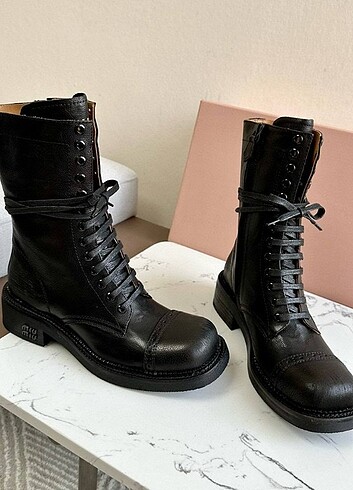 38 Beden Miu Miu Bot