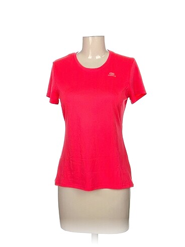 Diğer T-shirt %70 İndirimli.