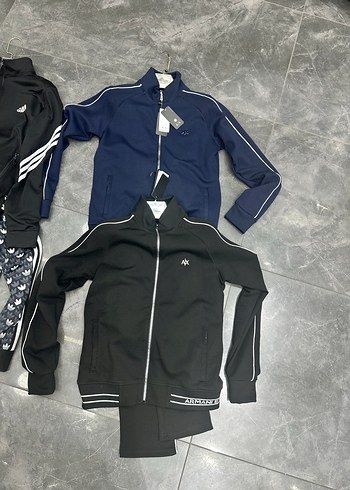 Armani Exchange ARMANİ EXCHANGE EŞORFMAN TAKIMI