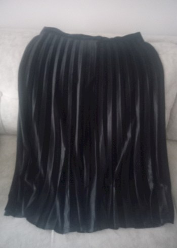Siyah Pilili Uzun Gotik Etek