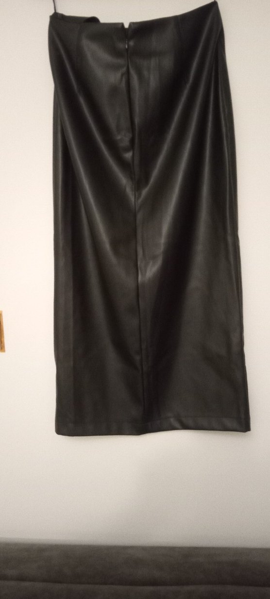 Siyah Deri Uzun Etek Yırtmaçlı - Görsel 2