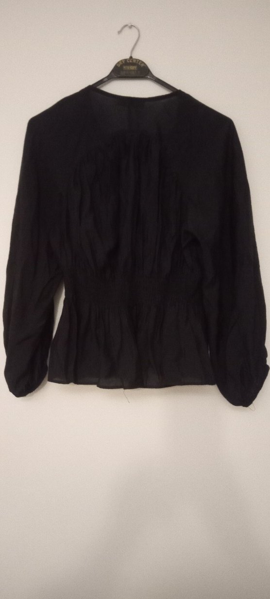 Siyah V Yaka Uzun Kollu Keten Bluz - Görsel 2