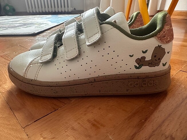 28 Beden 28 numara Adidas erkek çocuk spor ayakkabı