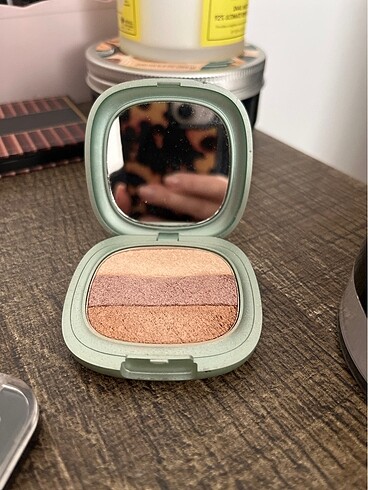 kiko free soul highlighter