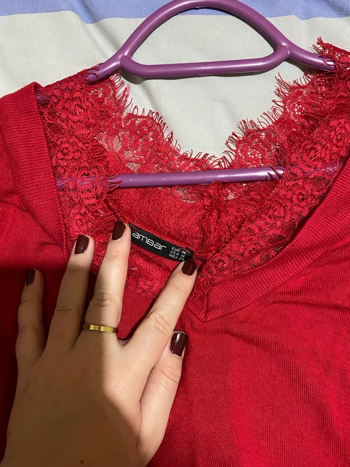 Dantel Detaylı Kırmızı V Yaka Kadın Gömlek - Görsel 3