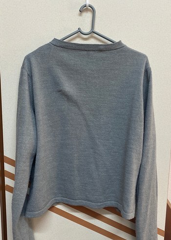 Gri Düğmeli Kadın Hırka - Görsel 4