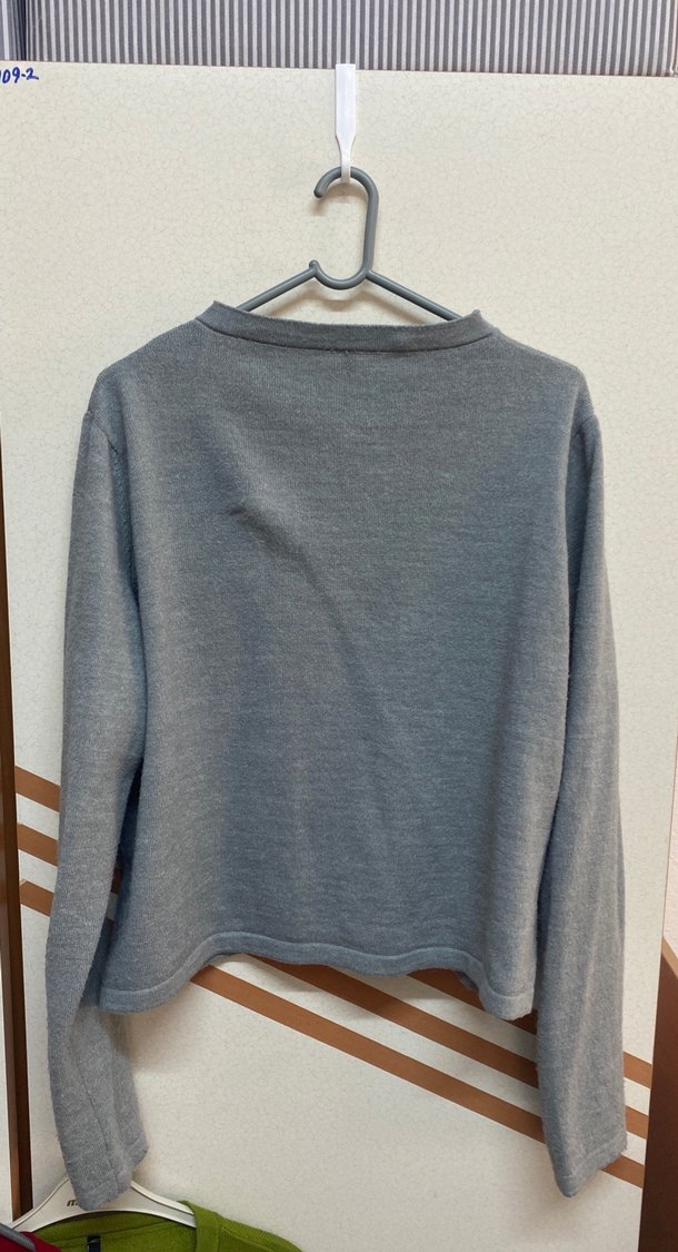 Gri Düğmeli Kadın Hırka - Görsel 4