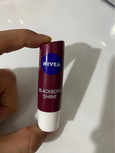 Nivea lipbalm