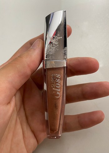 Deborah 08 Gloss