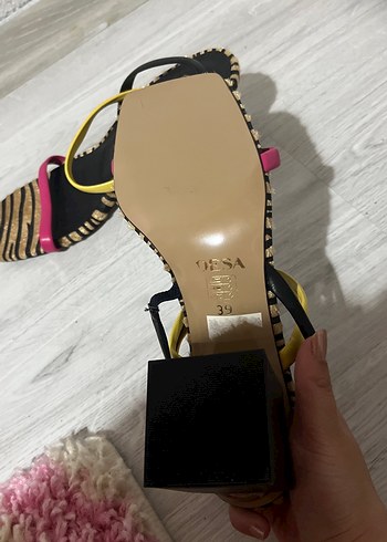 Renkli Zebra Desenli Dolgu Topuklu Kadın Sandalet topuklu - Görsel 3