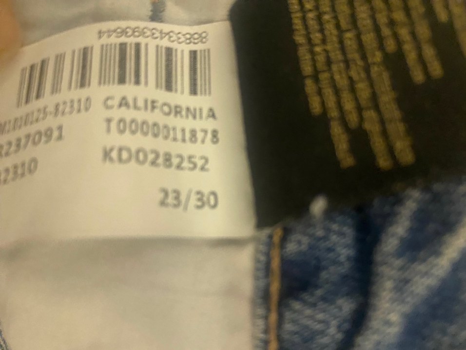 Yırtık Detaylı Bol Kesim Kadın Jean - Görsel 5