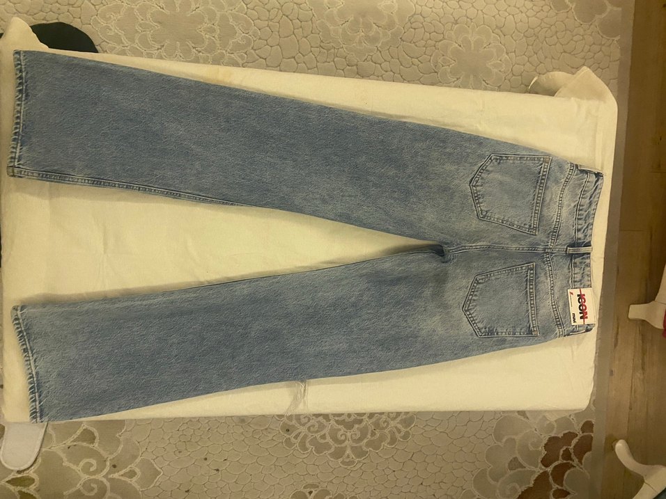 Yırtık Detaylı Bol Kesim Kadın Jean - Görsel 2