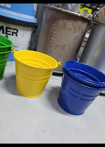 Renkli Saplı Metal Kovalar - Görsel 4