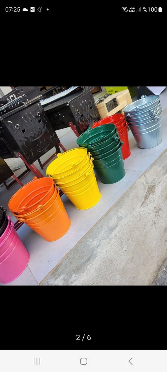 Renkli Saplı Metal Kovalar - Görsel 2