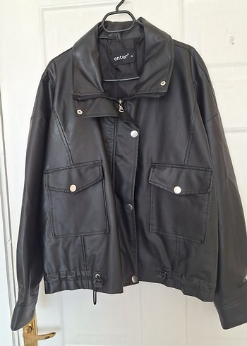 Düğmeli Siyah Deri Kadın Ceket - Görsel 2