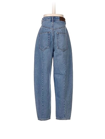 32 Beden Stradivarius Jean / Kot %70 İndirimli.