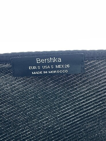 s Beden siyah Renk Bershka Bluz %70 İndirimli.