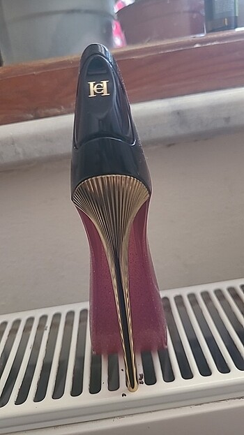  Beden carolina herrera