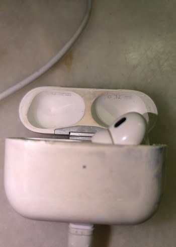 airpods pro sanırım Kablosuz Kulaklık  Şarj Kutusu - Görsel 10