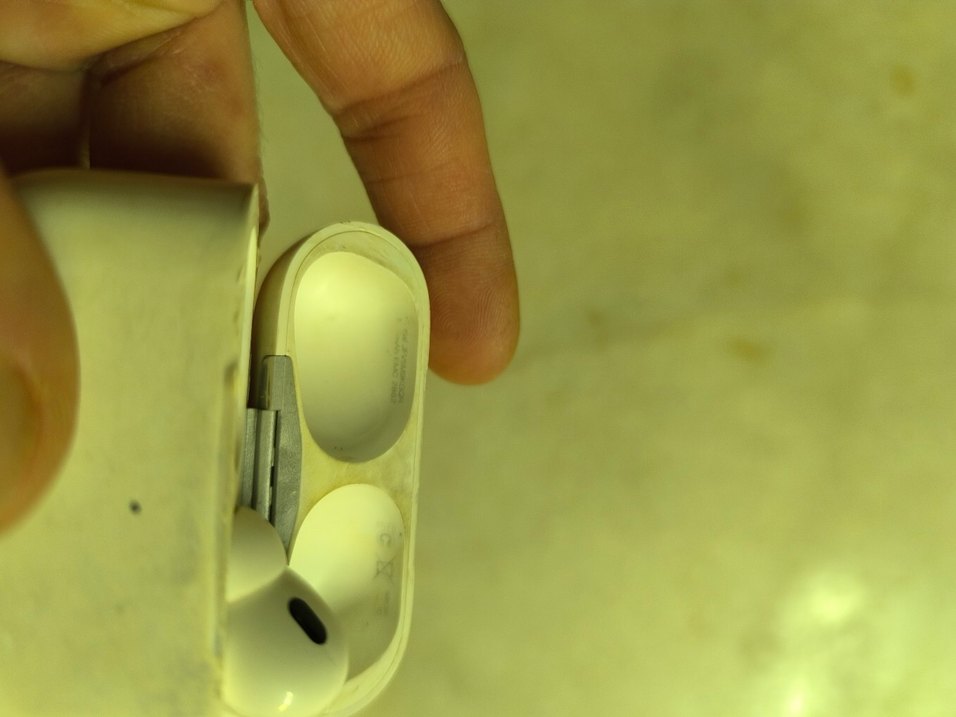 airpods pro sanırım Kablosuz Kulaklık  Şarj Kutusu - Görsel 4