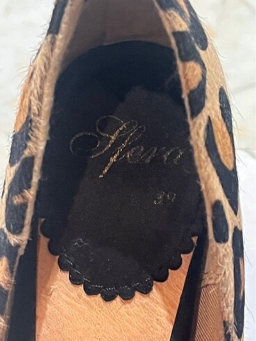 V2K İspanya Sferadan Leopar Stiletto yuksek topuk