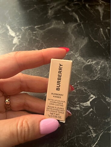 Burberry The red 106