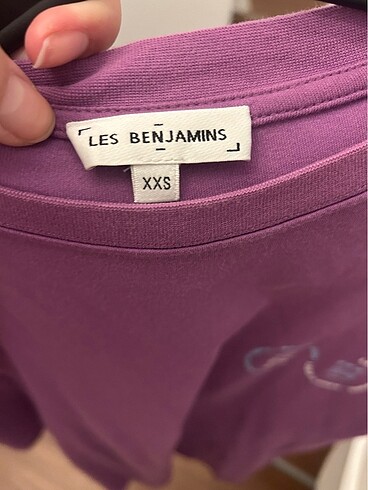 m Beden Les benjamins tişört/ T-shirt