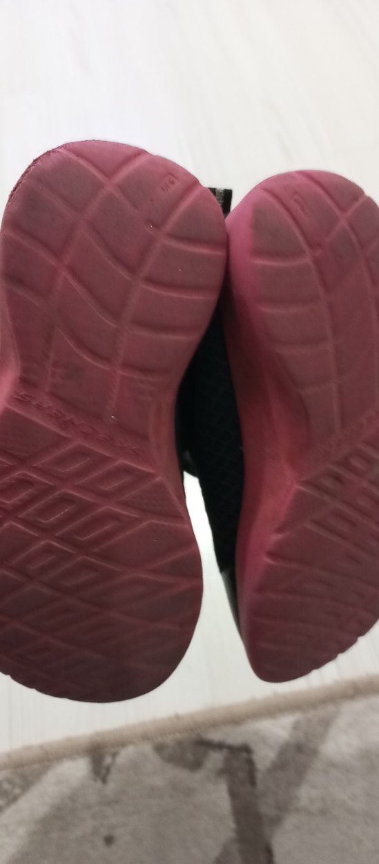 Kız Çocuk Skechers Pembe Spor Ayakkabı - Görsel 4