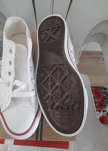 34 Beden beyaz Renk Çocuk Beyaz Converse