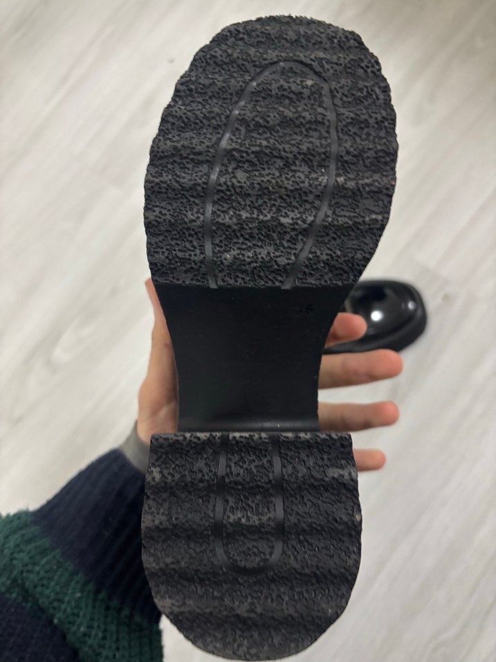 Siyah Platform Topuklu Kilitli Kadın Loafer - Görsel 3