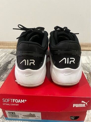 38,5 Beden Orjinal nike spor ayakkabı