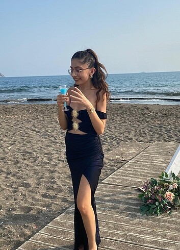 Lacivert Güneş Aksesuar Detaylı Abiye
& Mezuniyet Elbisesi - Görsel 4