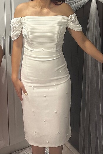 Zara Beyaz incili model elbise
