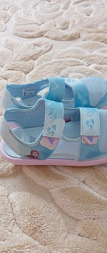 Adidas 34 numara 33 ü daha iyi olur