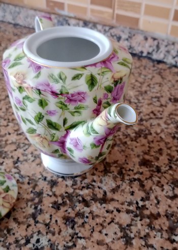 Beden beyaz Renk Pastel Çiçek Desenli Beyaz Porselen Demlik