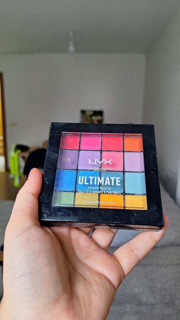 NYX Çok Renkli Göz Farı Paleti - Görsel 3