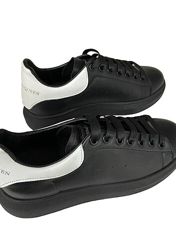Alexander McQueen Alexander Mac Queen