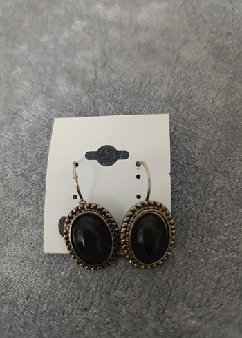 üç adet küpe - Görsel 2