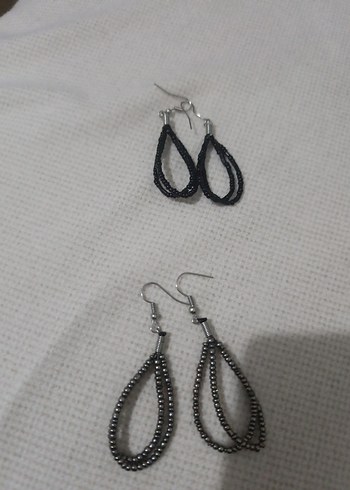 Uzun Gri Boncuklu Kadın Küpe - Görsel 3