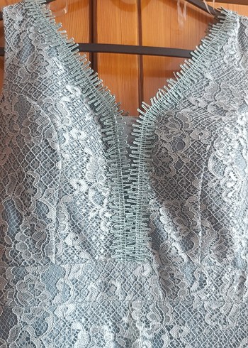 mint yesili Dantel Detaylı V Yakalı Uzun Abiye Elbise - Görsel 3