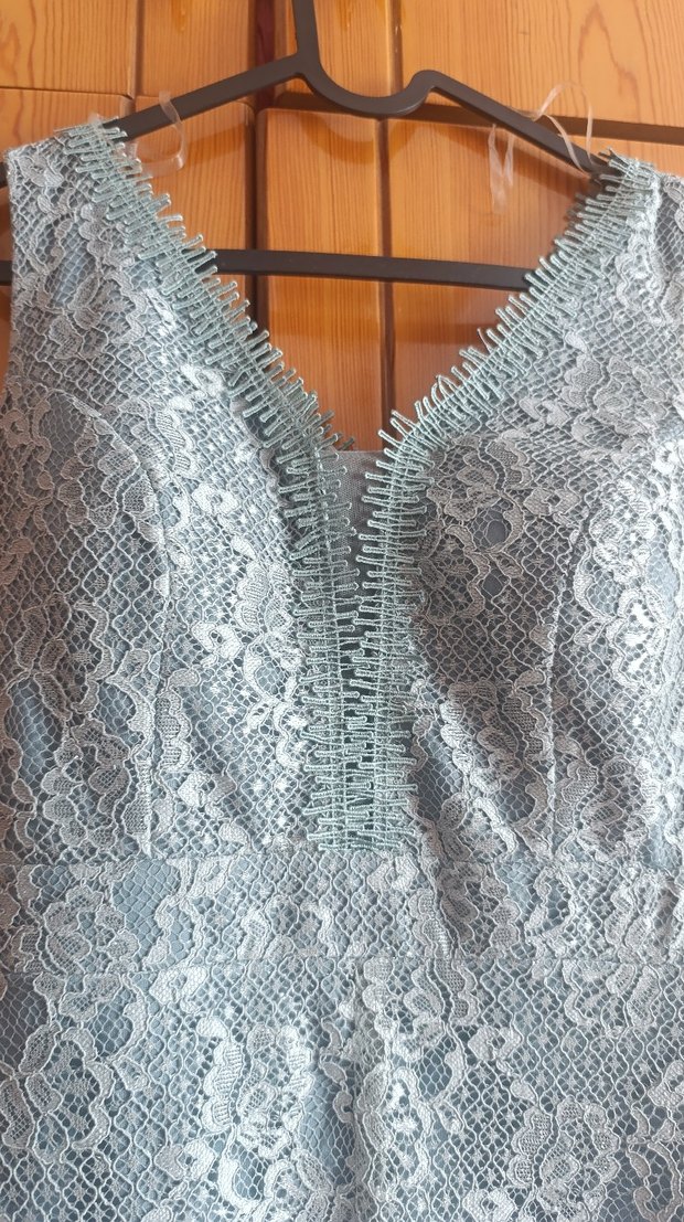 mint yesili Dantel Detaylı V Yakalı Uzun Abiye Elbise - Görsel 3