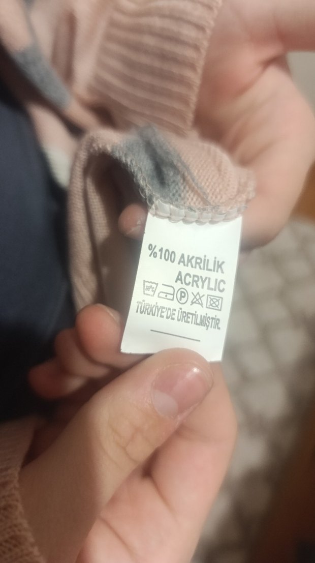 Pembe Triko Midi Hırka Notlu Desenli - Görsel 2