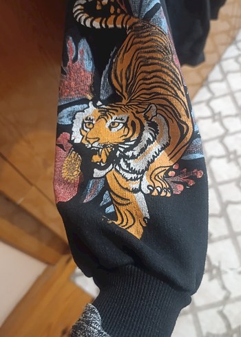 Kapüşonlu Siyah Kaplan Baskılı Kadın Sweatshirt - Görsel 5