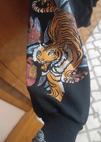 Kapüşonlu Siyah Kaplan Baskılı Kadın Sweatshirt - Görsel 4