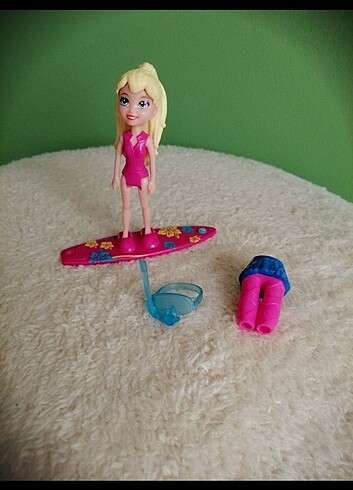 ORJİNAL POLLY POCKET BEBEK ve SURF TAHTASI, GÖZLÜĞÜ, KIYAFETİ 