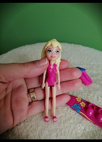  Beden ORJİNAL POLLY POCKET BEBEK ve SURF TAHTASI, GÖZLÜĞÜ, KIYAFETİ 