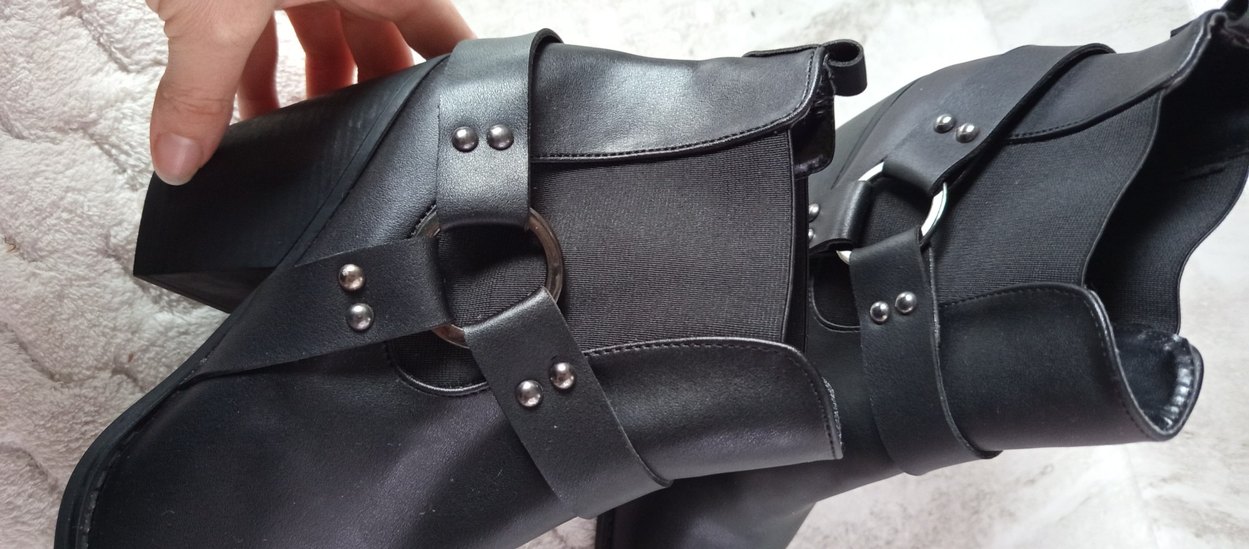 Siyah Deri Tokalı Blok Topuklu Kadın Bot - Görsel 5