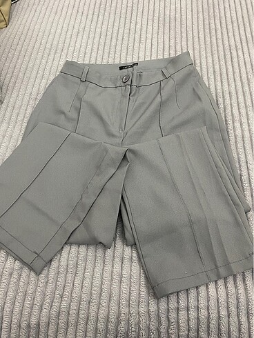 Trendyol & Milla Nervür dikişli kumaş pantalon